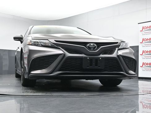 Used 2024 Toyota Camry SE FWD image 33