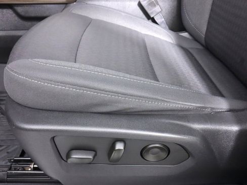 Used 2023 Chevrolet Silverado 1500 RST AWD/4WD image 32