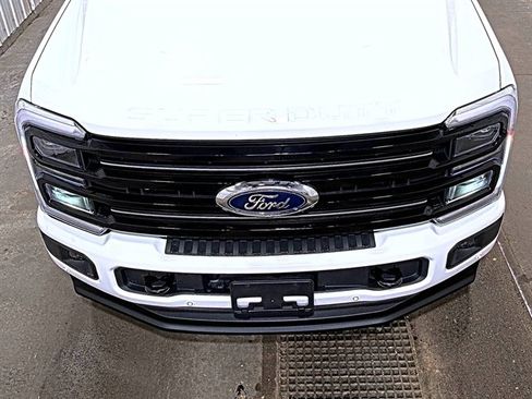 Used 2026 Ford F350 Platinum AWD/4WD image 3