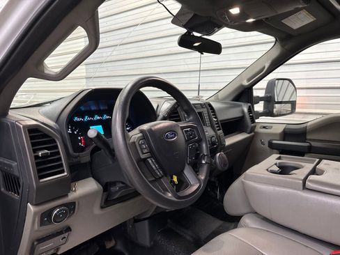 Used 2022 Ford F250 XL w/ STX Appearance Package AWD/4WD image 12
