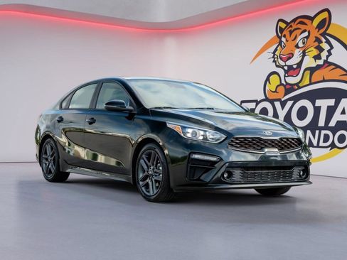 Used 2021 Kia Forte GT-Line w/ GT-Line Premium Package FWD image 3