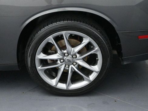 Used 2022 Dodge Challenger GT AWD/4WD image 31