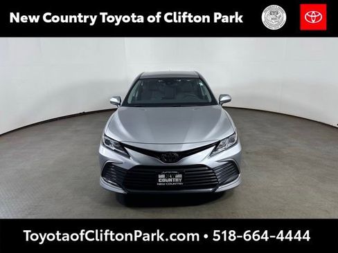 Used 2024 Toyota Camry LE AWD/4WD image 8