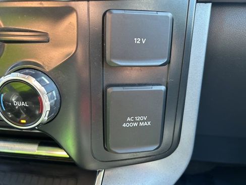 Used 2022 Ford F150 Lariat w/ Equipment Group 502A High image 20