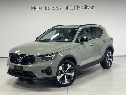Used 2025 Volvo XC40 B5 Plus w/ Protection Package Premier