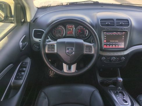 Used 2020 Dodge Journey Crossroad w/ Popular Equipment Group image 15