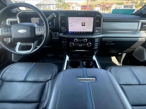 Used 2025 Ford F350 Platinum AWD/4WD image 7