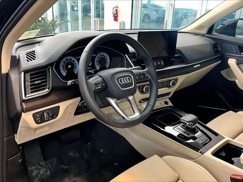 Used 2025 Audi Q5 2.0T Premium Plus w/ Premium Plus Package image 17