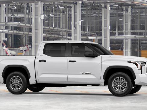 New 2026 Toyota Tundra SR5 AWD/4WD image 36