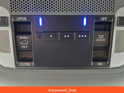 Used 2018 Acura MDX SH-AWD image 40