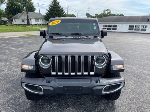 Used 2020 Jeep Wrangler Unlimited Sahara AWD/4WD image 2