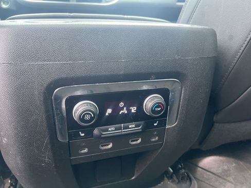 Used 2023 Chevrolet Suburban RST w/ Luxury Package AWD/4WD image 14