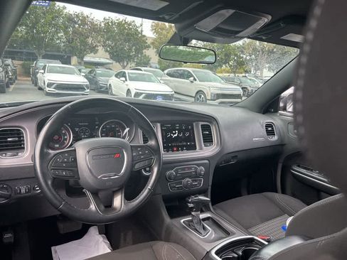 Used 2023 Dodge Charger SXT image 7