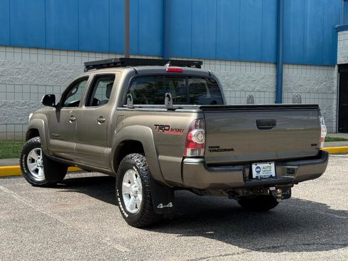 Used 2014 Toyota Tacoma 4x4 Double Cab w/ TRD Sport Package image 7