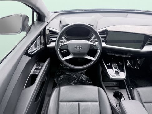 Used 2023 Audi Q4 e-tron Premium Plus w/ Premium Plus image 17