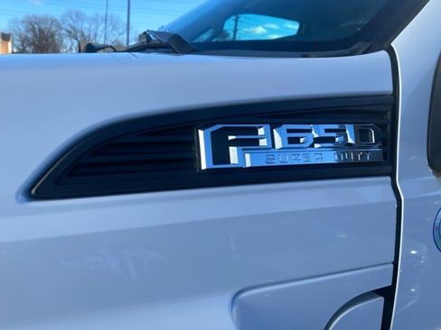 Used 2019 Ford F650 2WD Regular Cab Super Duty image 5