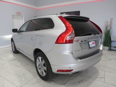 Used 2017 Volvo XC60 T5 Inscription w/ Advanced Package FWD image 6