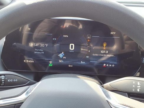 New 2026 Chevrolet Equinox EV LT image 10