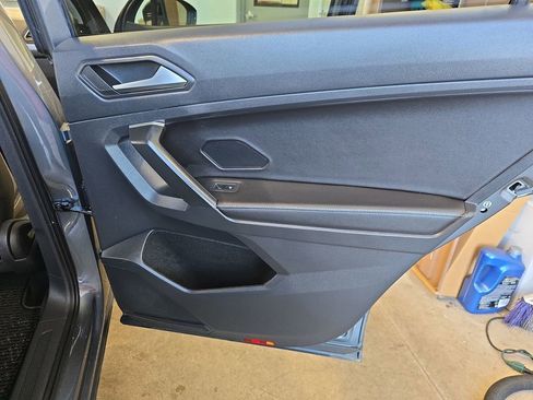 Used 2024 Volkswagen Tiguan S image 18