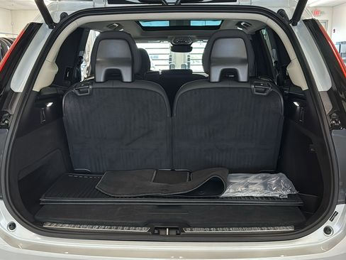 Used 2026 Volvo XC90 B5 Core AWD/4WD image 31