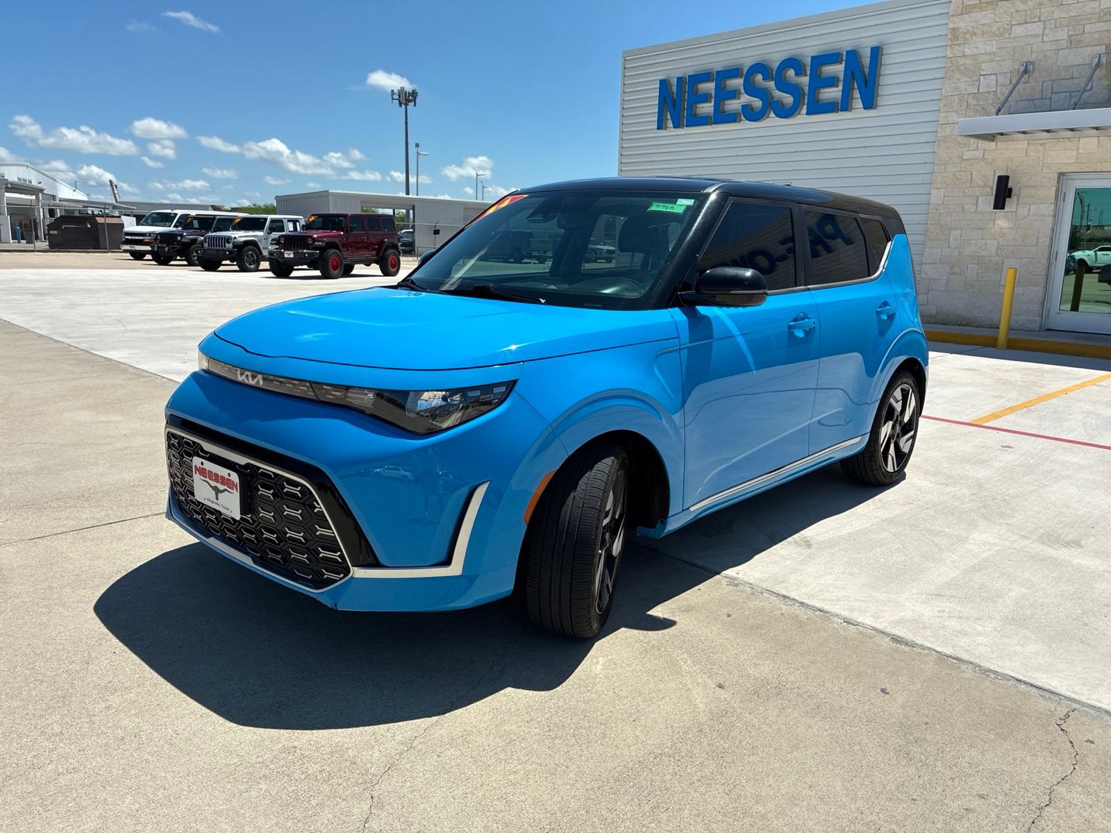 Used 2024 Kia Soul GT-Line FWD image 3
