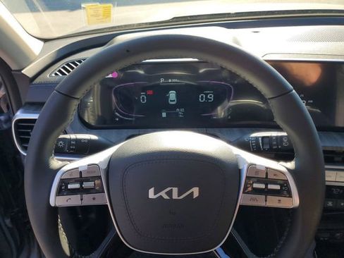 New 2025 Kia Telluride EX w/ EX Captain's Chair Package image 13