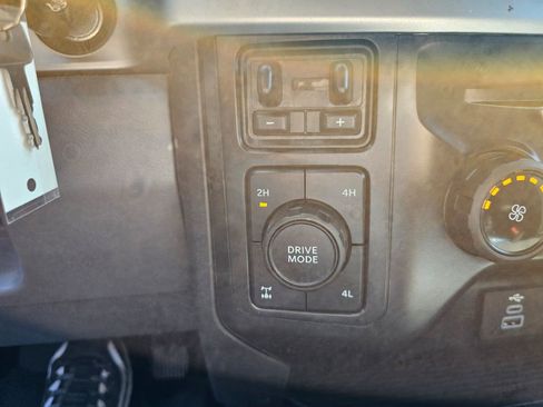 Used 2023 Ford F350 XLT w/ FX4 Off-Road Package image 25