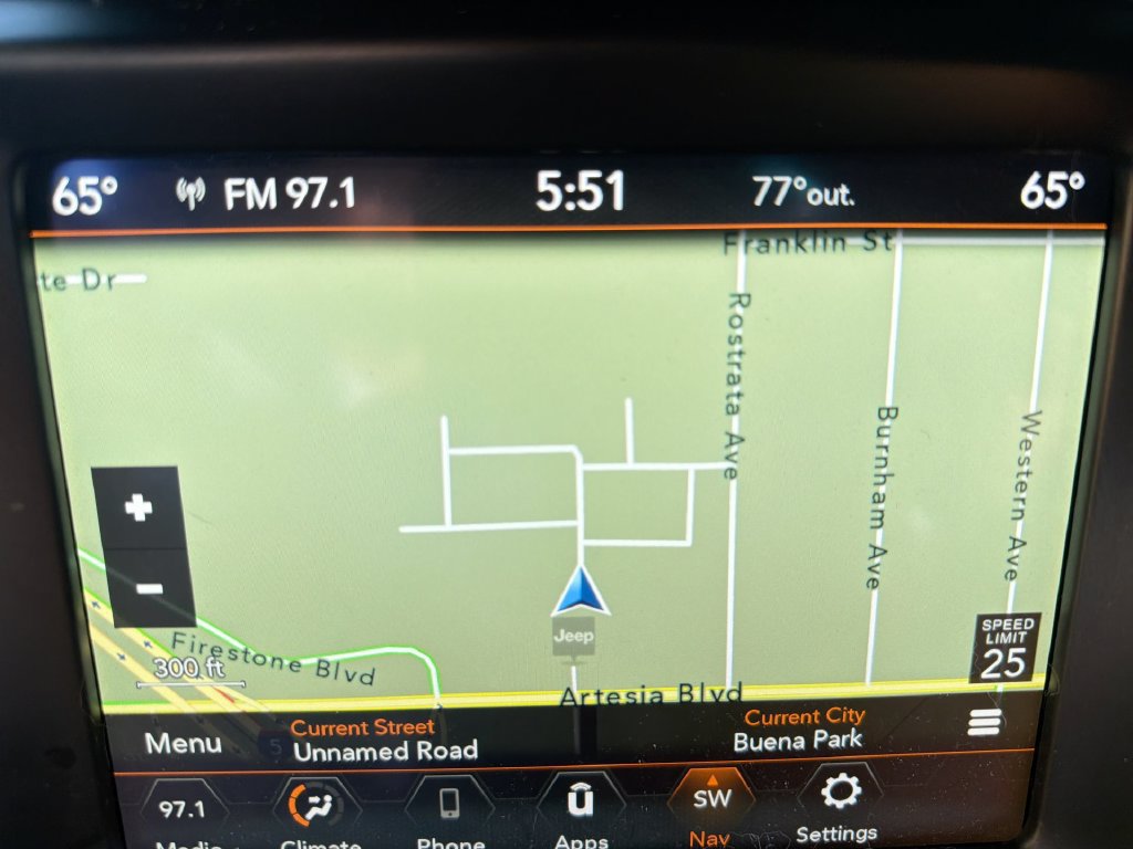 Certified 2022 Jeep Renegade Latitude AWD/4WD image 18
