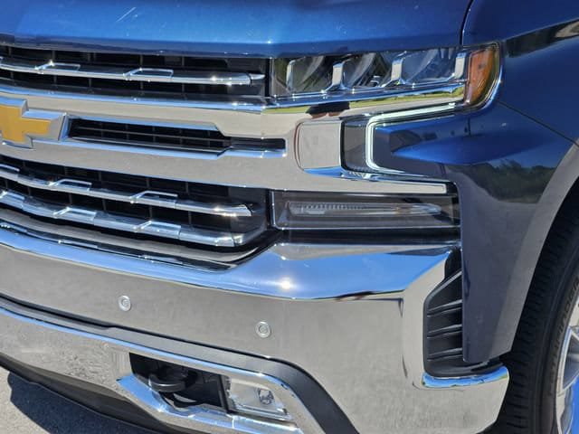 Used 2021 Chevrolet Silverado 1500 LTZ w/ LTZ Premium Texas Edition AWD/4WD image 9