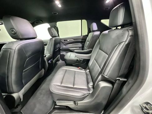 Certified 2026 Chevrolet Traverse LT AWD/4WD image 24