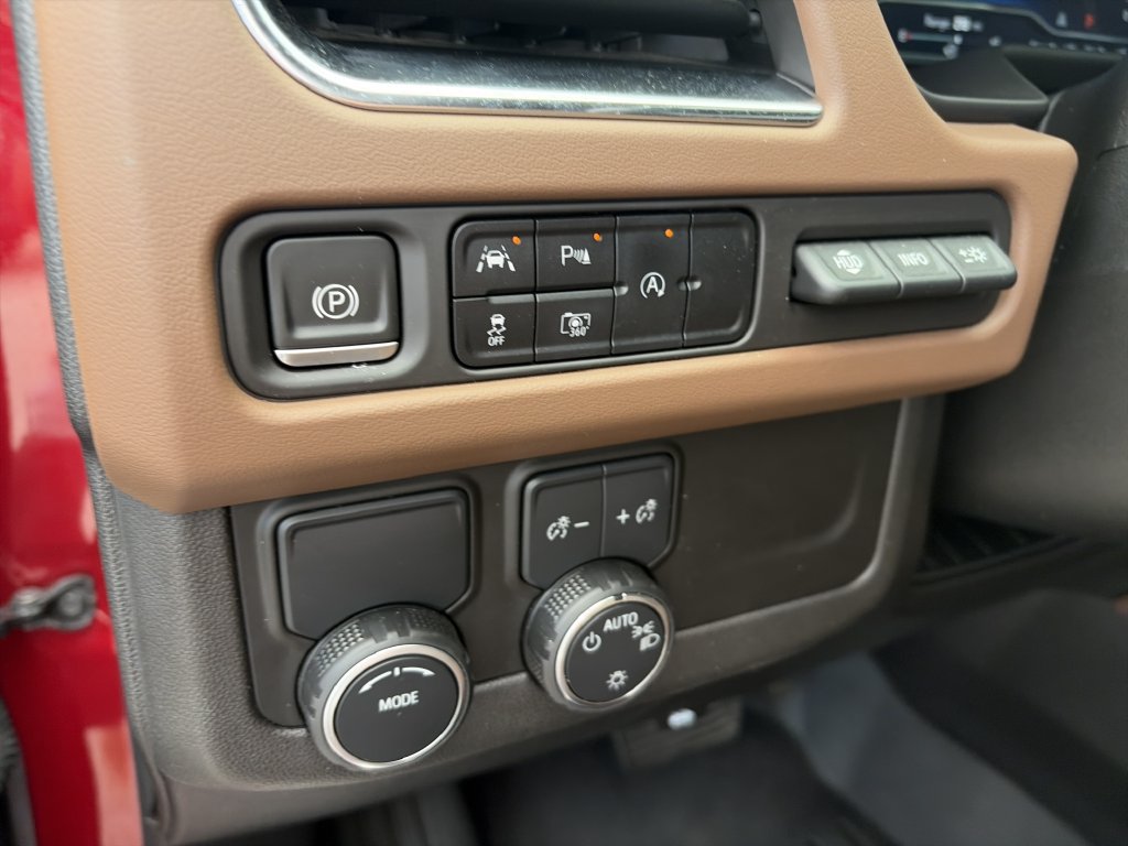 Used 2023 Chevrolet Tahoe High Country RWD image 21