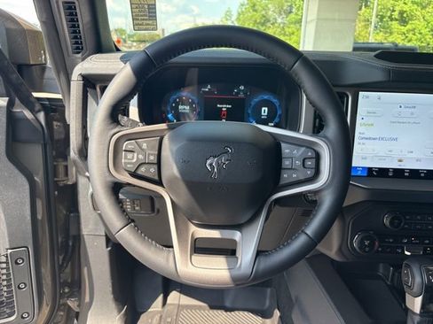 New 2026 Ford Bronco Outer Banks AWD/4WD image 20