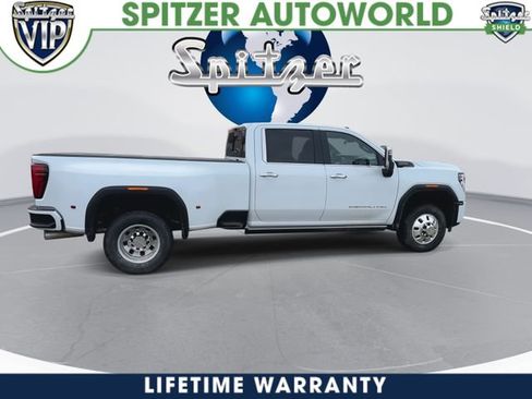 New 2026 GMC Sierra 3500 Denali Ultimate w/ LPO, Black Badging Package AWD/4WD image 10