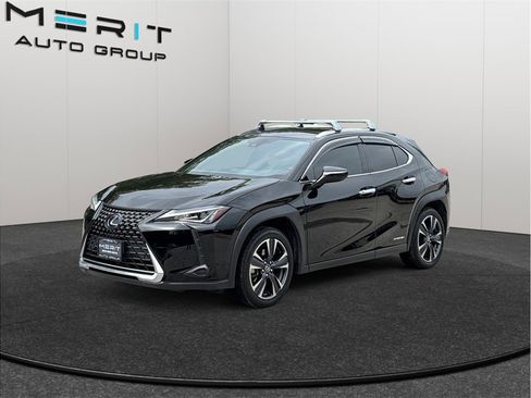 Used 2021 Lexus UX 250h w/ Premium Package AWD/4WD image 4