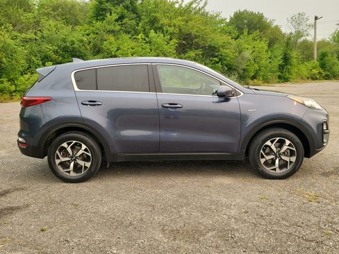 Used 2020 Kia Sportage LX AWD/4WD image 4