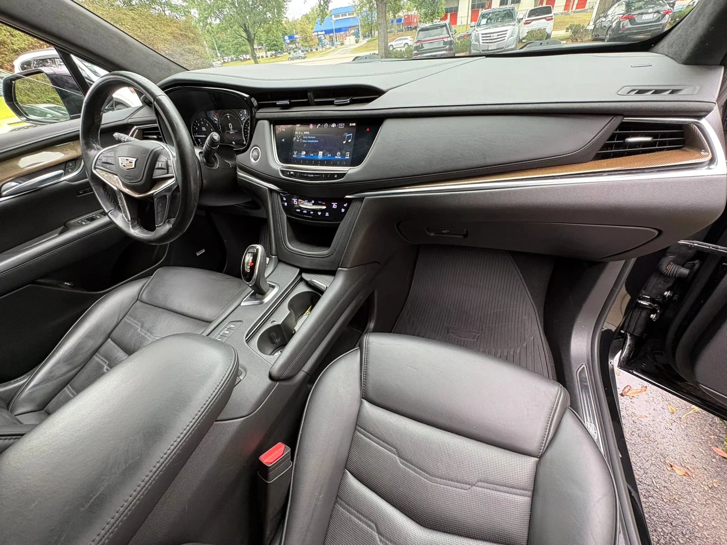 Used 2019 Cadillac XT5 Platinum AWD/4WD image 10