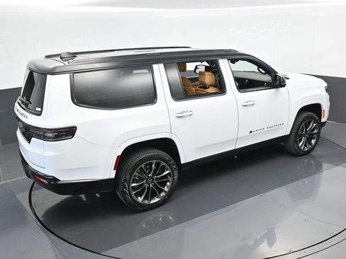 Used 2024 Jeep Grand Wagoneer Series III w/ Quick Order Packagew 28T image 52