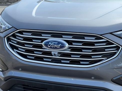 Certified 2024 Ford Edge Titanium w/ Equipment Group 301A AWD/4WD image 33