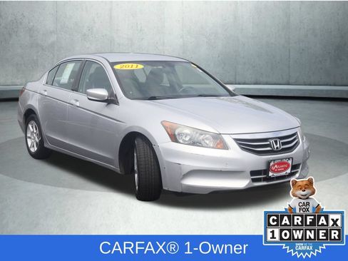 Used 2011 Honda Accord LX image 2