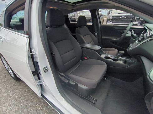 Used 2024 Chevrolet Malibu LT FWD image 27