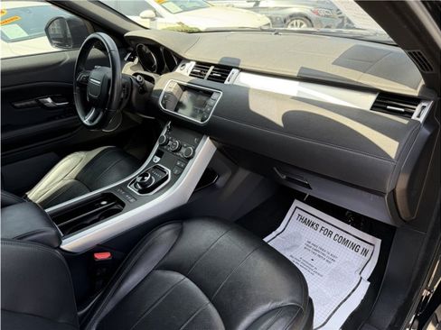 Used 2018 Land Rover Range Rover Evoque SE AWD/4WD image 31