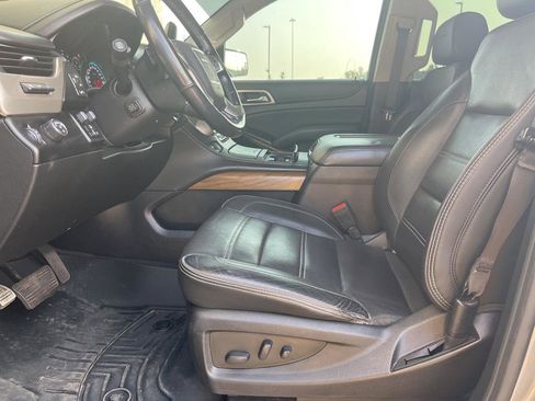 Used 2020 GMC Yukon XL Denali image 10