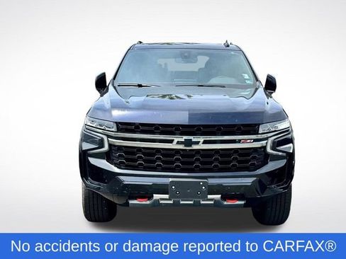 Used 2022 Chevrolet Tahoe Z71 w/ Luxury Package AWD/4WD image 2