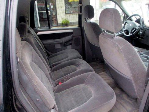 Used 2003 Ford Explorer Sport XLT image 9
