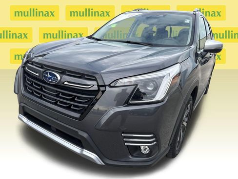 Used 2022 Subaru Forester Touring w/ Popular Package #3 AWD/4WD image 11