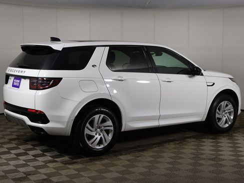 Used 2025 Land Rover Discovery Sport S image 8