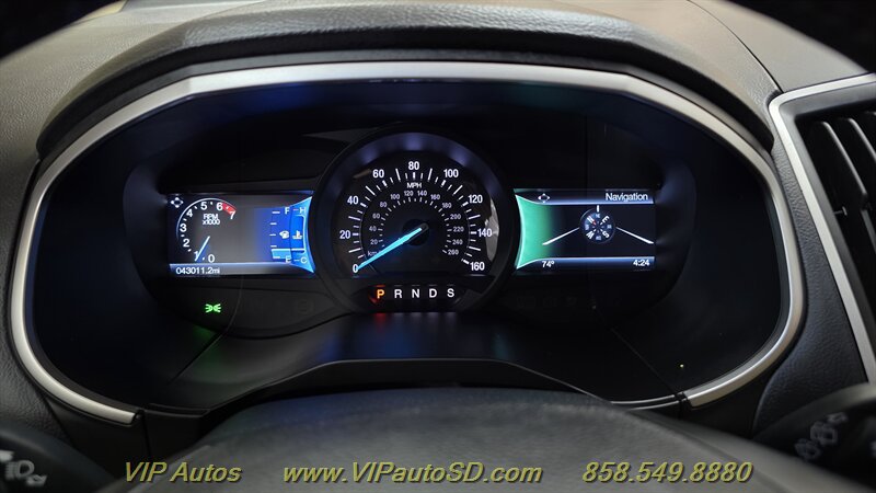 Used 2016 Ford Edge SEL w/ Equipment Group 201A FWD image 22