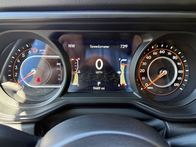Used 2024 Jeep Gladiator Sport AWD/4WD image 19