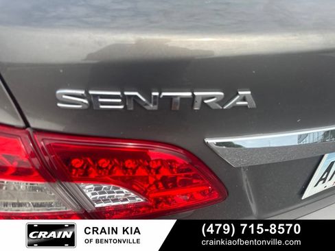 Used 2015 Nissan Sentra SV FWD image 12