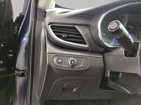 Used 2022 Buick Encore Preferred w/ Safety Package II image 11